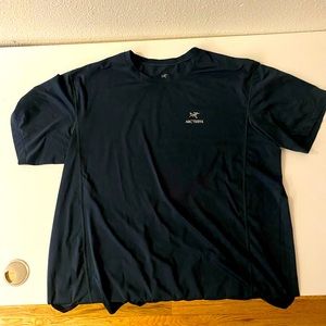 Arc’teryx workout shirt, XXL